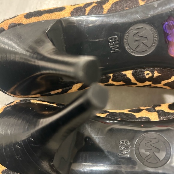 Michael Kors Black and Tan Leopard Heels - Picture 8 of 10
